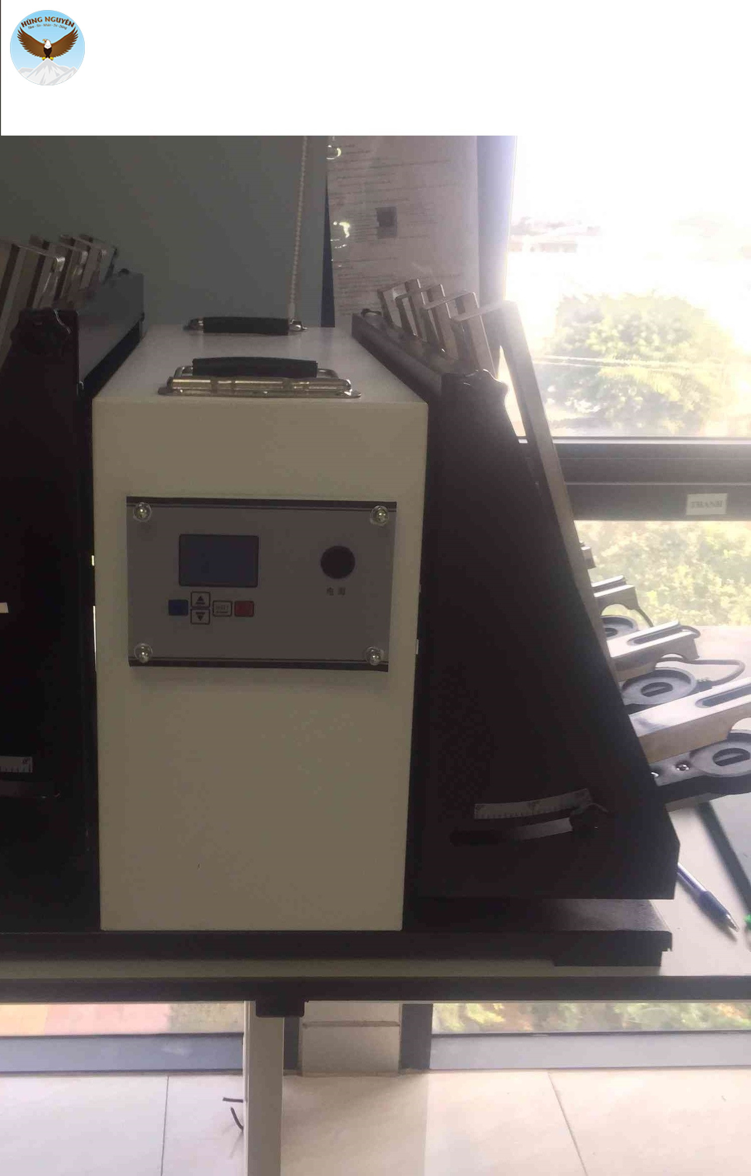 Máy lắc phễu CHINA AG-LDZ-08L