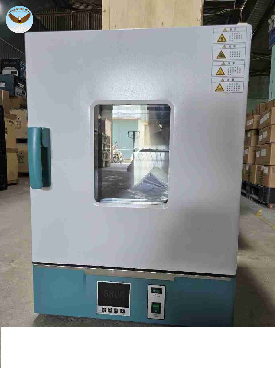 Tủ sấy CHINA DHG-9070BS (70 lít)