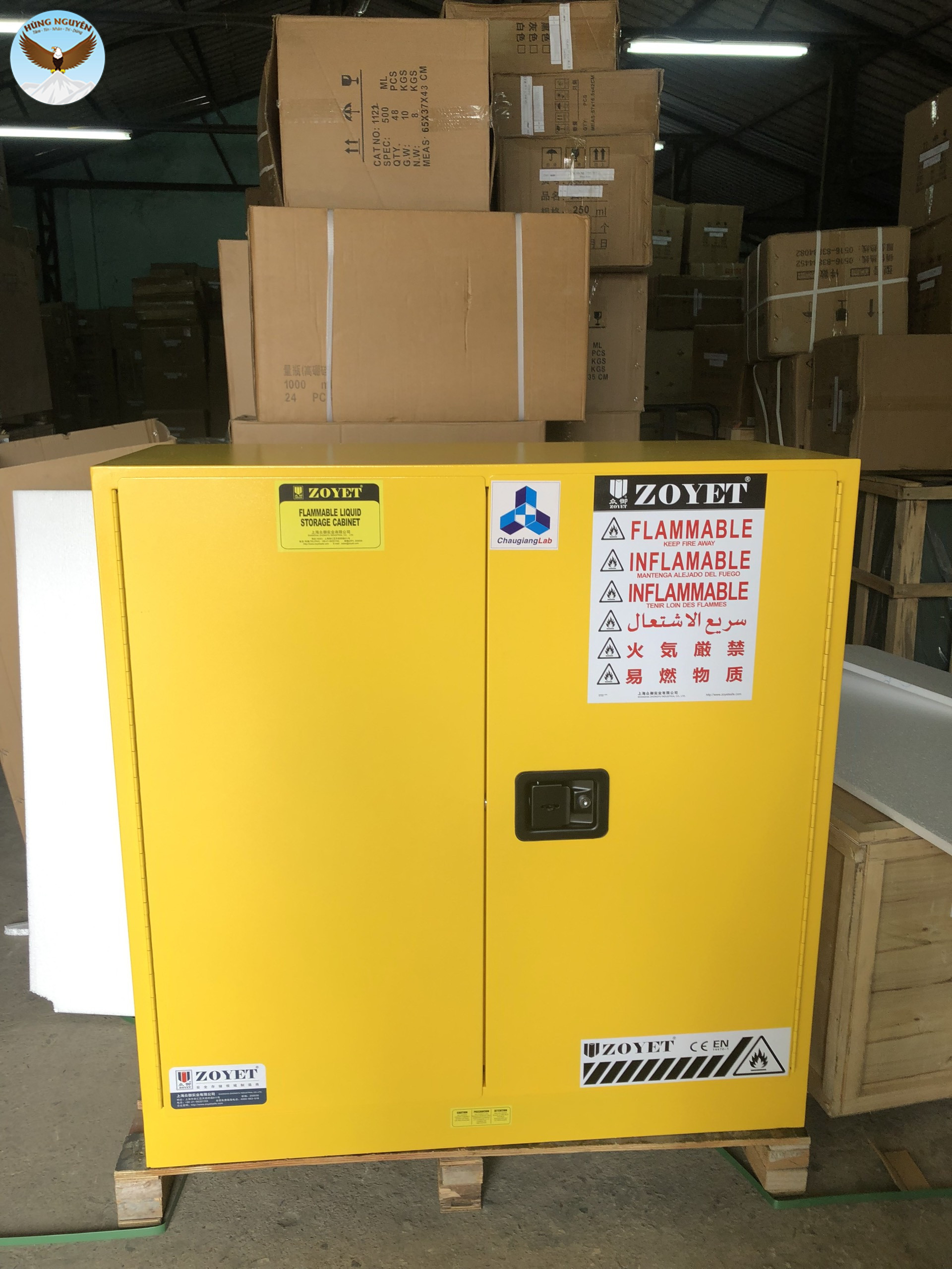 Tủ đựng hóa chất chống cháy CHINA ZYC0030 (114 lít)