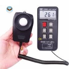 Máy đo cường độ ánh sáng TES TES-1336A